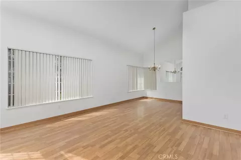 Living - 12823 Daisy Ct, Yucaipa, CA 92399 photo 3 of 9