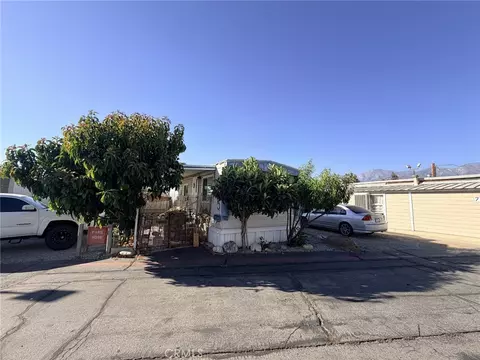 13061 2nd St #5, Yucaipa, CA 92399