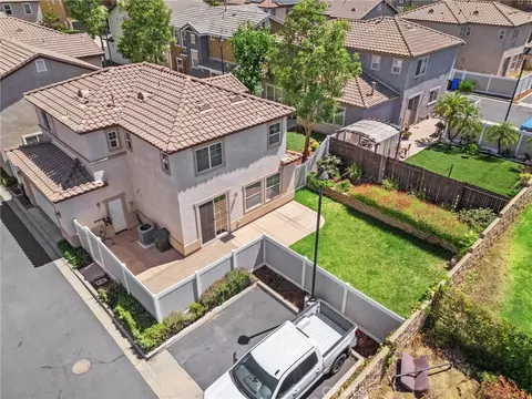 View/Area - 34041 Lily Rd, Yucaipa, CA 92399 photo 1 of 5