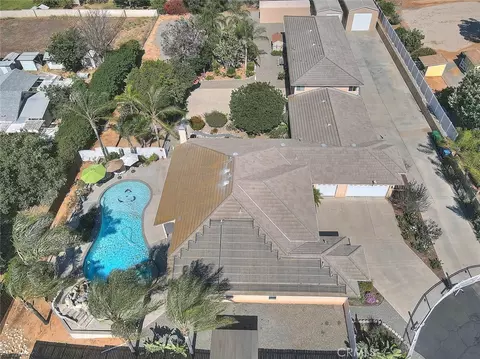 View/Area - 17292 Bali, Riverside, CA 92504 photo 7 of 11