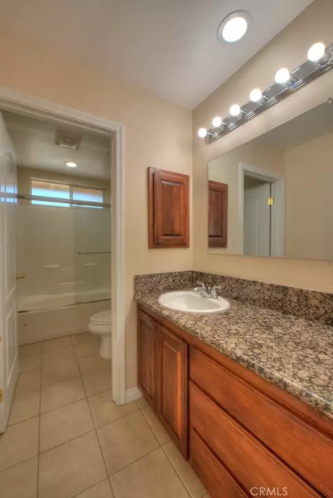 Bath - 17292 Bali, Riverside, CA 92504 photo 3 of 3