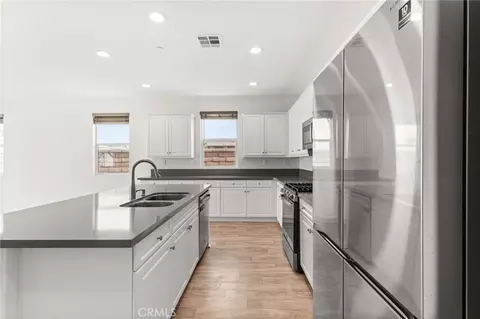 Kitchen - 32567 Richardson, Menifee, CA 92584 photo 2 of 3