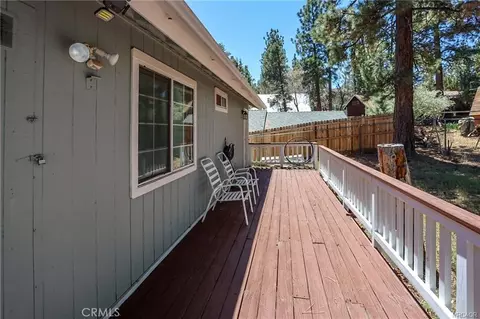 Exterior - 252 Riverside, Sugarloaf, CA 92386 photo 2 of 4