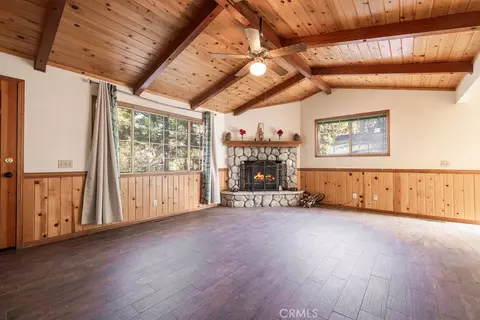 Living - 252 Riverside, Sugarloaf, CA 92386 photo 1 of 4