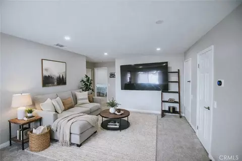 1554 Border #G, Corona, CA 92882
