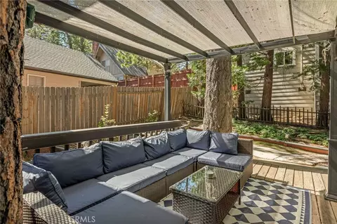 Exterior - 380 Hemlock, Lake Arrowhead, CA 92352 photo 4 of 6