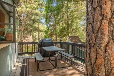 Exterior - 380 Hemlock, Lake Arrowhead, CA 92352 photo 3 of 6