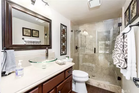 Bath - 31858 Valone, Temecula, CA 92591 photo 1 of 6