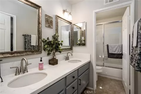 Bath - 31858 Valone, Temecula, CA 92591 photo 6 of 6