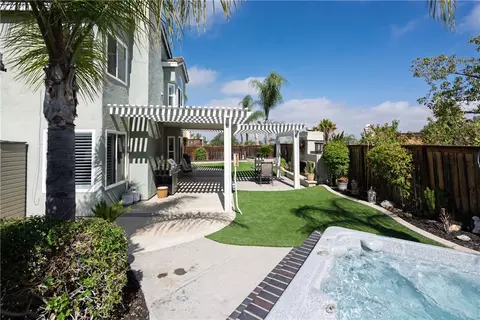 Exterior - 31858 Valone, Temecula, CA 92591 photo 4 of 19