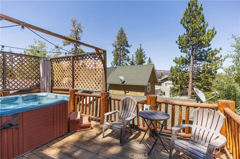 Exterior - 40356 Cliff Ln, Big Bear Lake, CA 92315 photo 8 of 8