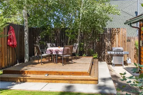 Exterior - 40356 Cliff Ln, Big Bear Lake, CA 92315 photo 4 of 8