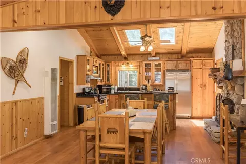Dining - 40356 Cliff Ln, Big Bear Lake, CA 92315 photo 1 of 2