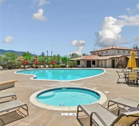 Exterior - 264 Tanglewood Dr, Calimesa, CA 92320 photo 9 of 11