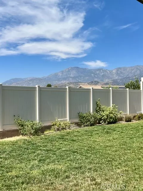 Exterior - 264 Tanglewood Dr, Calimesa, CA 92320 photo 3 of 11