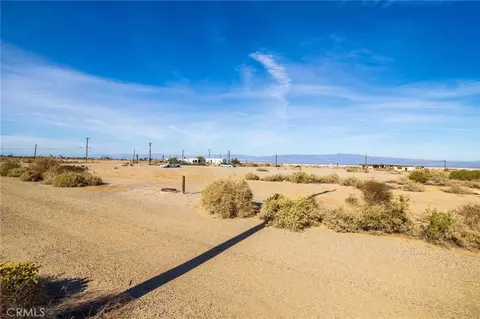 2537 Aberdeen Dr, Thermal, CA 92274 photo 4