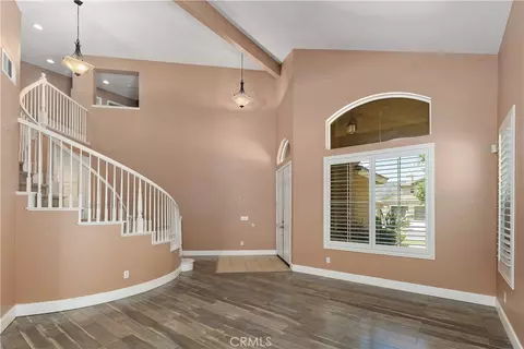 Living - 34206 Dorof Ct, Wildomar, CA 92595 photo 1 of 2
