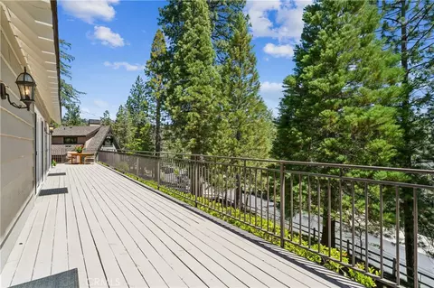 Exterior - 27711 Hamiltair Dr, Lake Arrowhead, CA 92352 photo 12 of 12