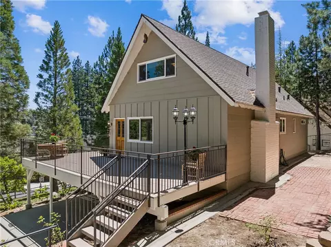 Exterior - 27711 Hamiltair Dr, Lake Arrowhead, CA 92352 photo 2 of 12