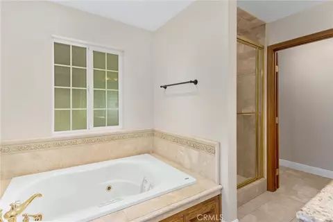 Bath - 39382 Prospect, Forest Falls, CA 92339 photo 4 of 5