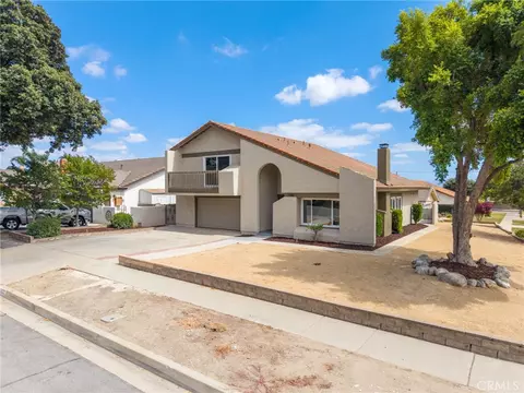 Exterior - 1432 Purdue St, Upland, CA 91786 photo 2 of 4