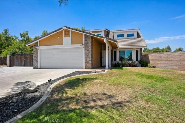 1568 Teton, San Bernardino, CA 92407