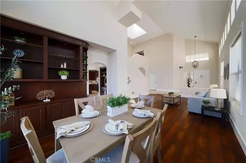 Dining - 6627 E Pinnacle Pointe, Orange, CA 92869 photo 2 of 4
