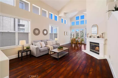 Living - 6627 E Pinnacle Pointe, Orange, CA 92869 photo 2 of 7
