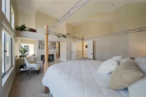 Bedroom - 6627 E Pinnacle Pointe, Orange, CA 92869 photo 5 of 9