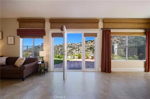 Entry Way - 6627 E Pinnacle Pointe, Orange, CA 92869 photo 1 of 2