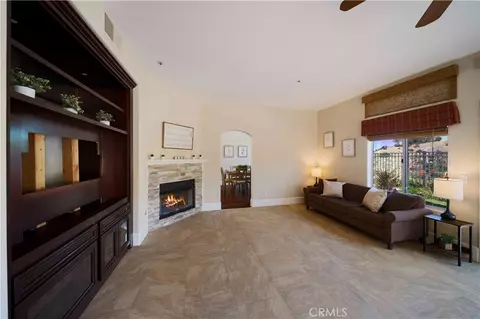 Living - 6627 E Pinnacle Pointe, Orange, CA 92869 photo 5 of 7