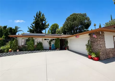 1496 El Norte Pkwy, Escondido, CA 92027