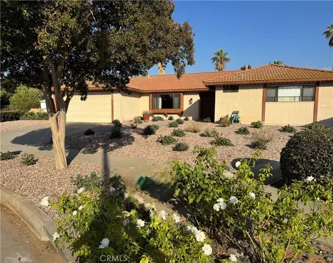 235 Pinewood Ct, Redlands, CA 92374
