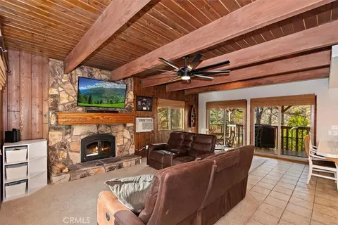 Living - 1241 Innsbruck, Lake Arrowhead, CA 92352 photo 1 of 4