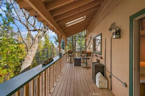 Exterior - 1241 Innsbruck, Lake Arrowhead, CA 92352 photo 7 of 8