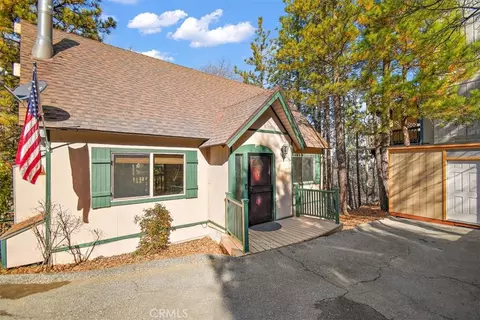 Exterior - 1241 Innsbruck, Lake Arrowhead, CA 92352 photo 2 of 8