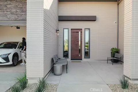 Exterior - 32165 Daybrook, Temecula, CA 92591 photo 3 of 6