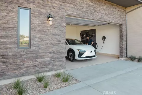 Exterior - 32165 Daybrook, Temecula, CA 92591 photo 4 of 6