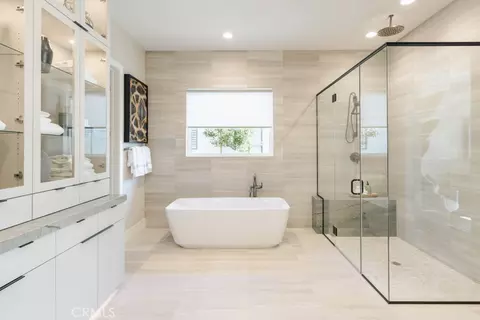 Bath - 32165 Daybrook, Temecula, CA 92591 photo 1 of 1