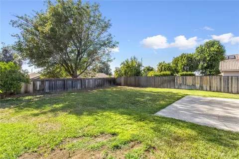 Exterior - 1227 Darlene Ct, Redlands, CA 92374 photo 3 of 6