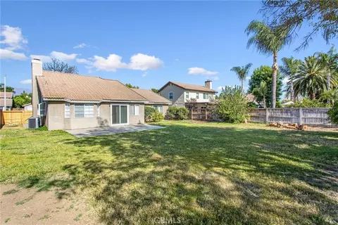 Exterior - 1227 Darlene Ct, Redlands, CA 92374 photo 5 of 6