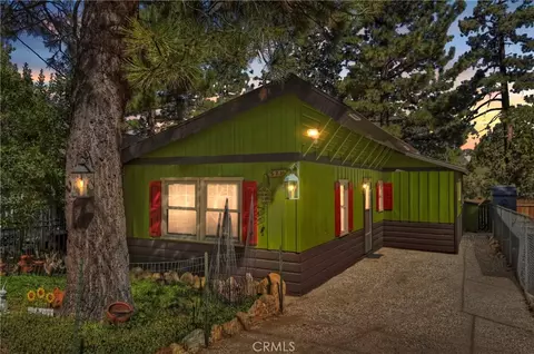 Exterior - 571 Pine Ln, Sugarloaf, CA 92386 photo 4 of 4