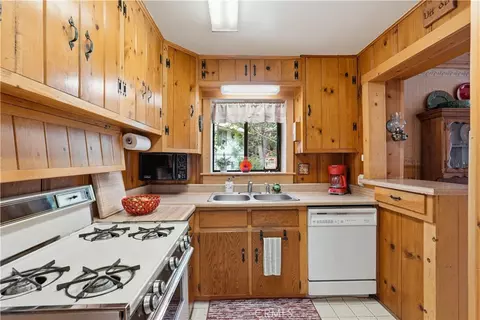 23404 Cloudview, Crestline, CA 92325 photo 14