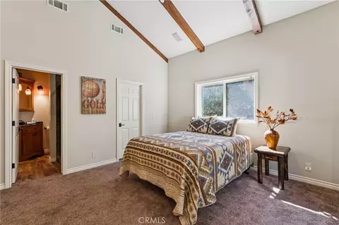 Bedroom - 191 Fairway, Lake Arrowhead, CA 92352 photo 1 of 3