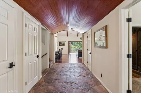 Entry Way - 191 Fairway, Lake Arrowhead, CA 92352 photo 1 of 3