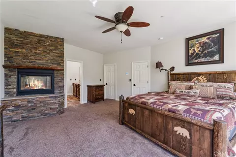 Bedroom - 191 Fairway, Lake Arrowhead, CA 92352 photo 2 of 3