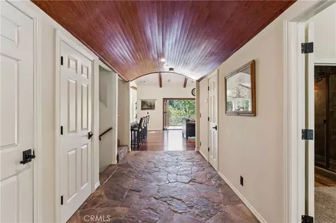 Entry Way - 191 Fairway, Lake Arrowhead, CA 92352 photo 1 of 3