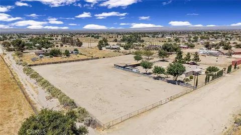 4304 Buckthorne St, Phelan, CA 92371 photo 33