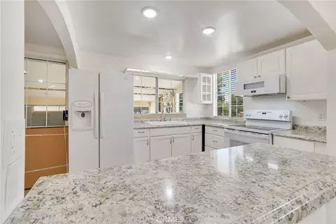 4304 Buckthorne St, Phelan, CA 92371 photo 10