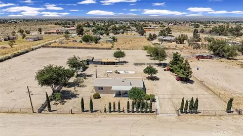 4304 Buckthorne St, Phelan, CA 92371 photo 32